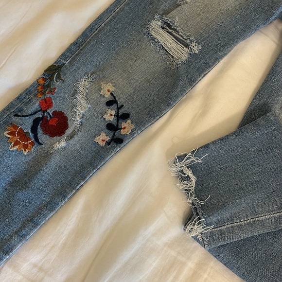 Abercrombie Embroidered Jeans - Picture 3 of 3
